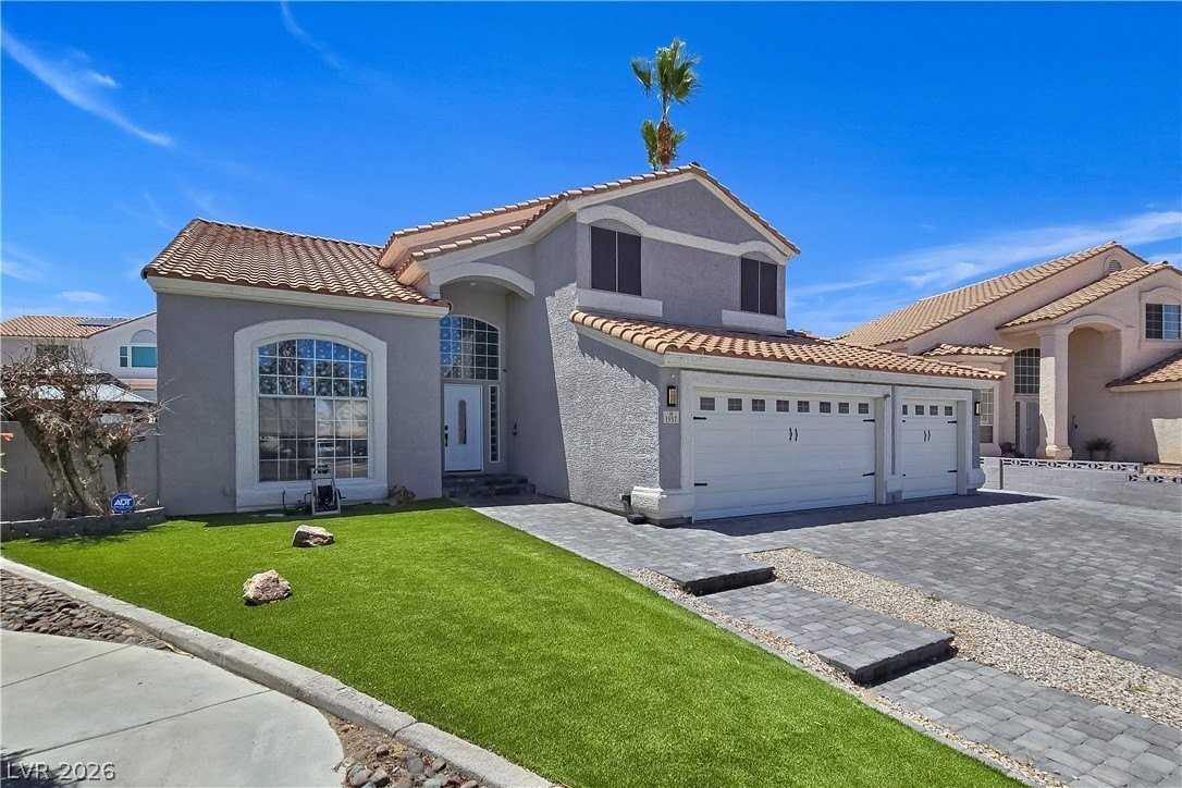 1557 Point Kirby Ave - Photo 4 of 42