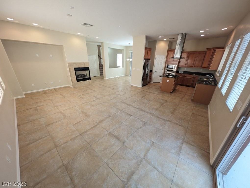 363 Hollins Hall St - Photo 5 of 35