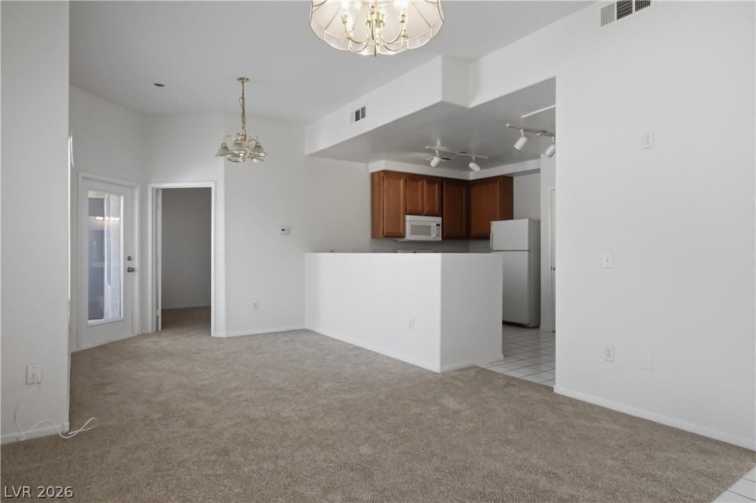 10245 S Maryland Pkwy #279 - Photo 4 of 20
