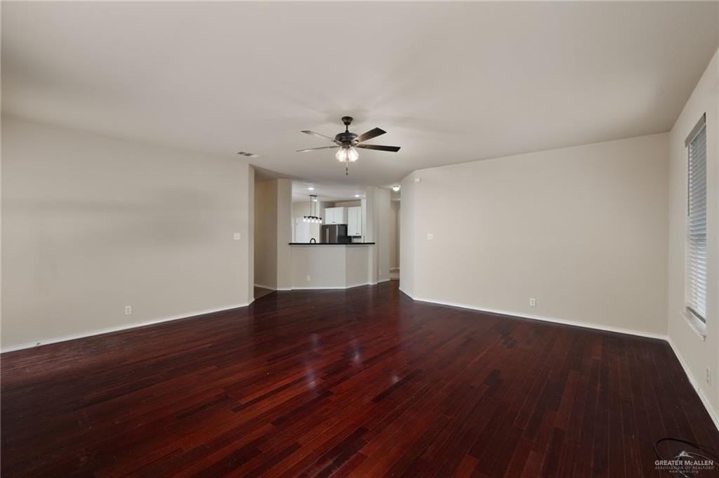 3010 San Sebastian St - Photo 4 of 15