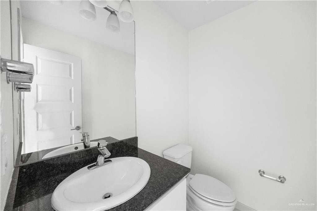 2600 Mimosa St #C - Photo 6 of 19