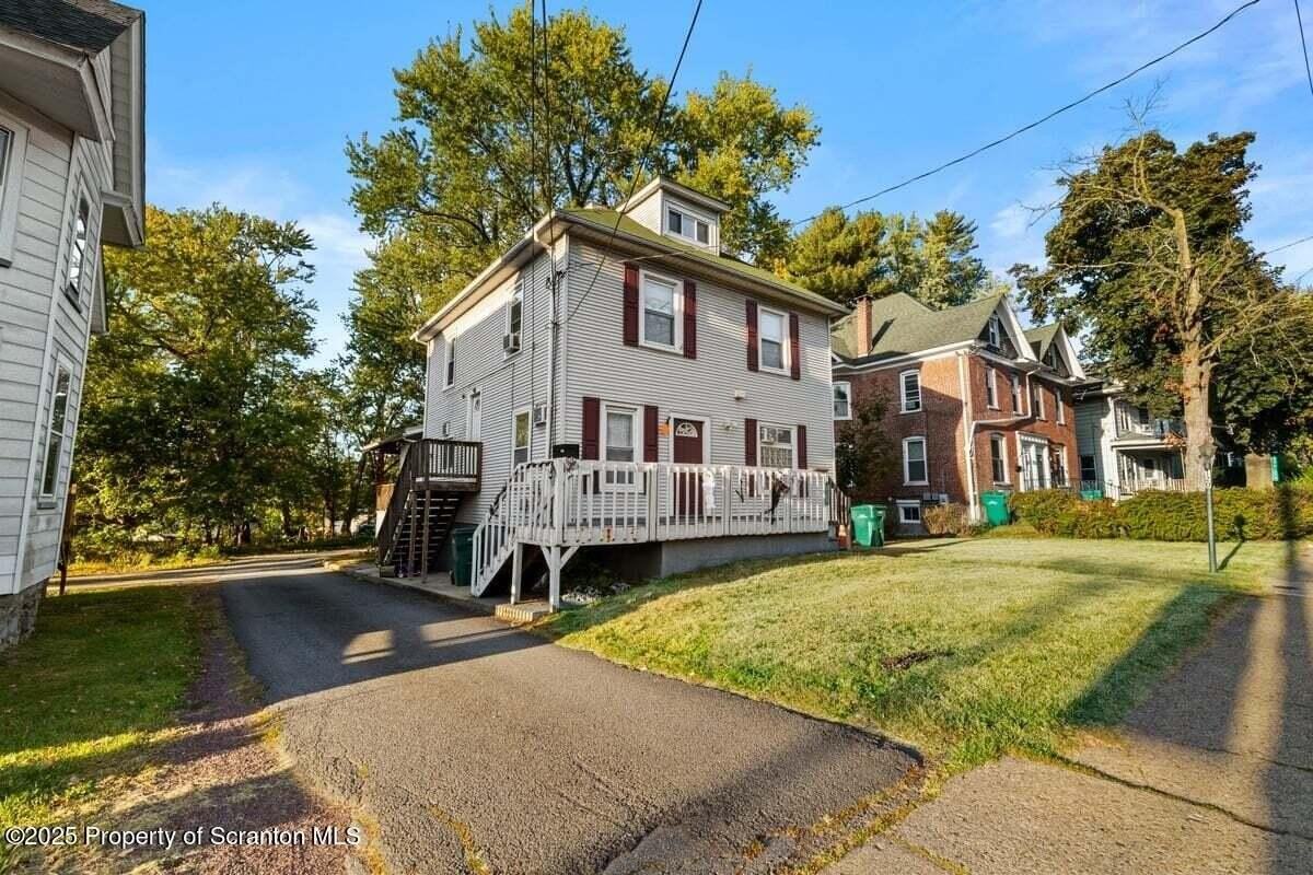 120 Ridgeway St - Photo 2 of 17