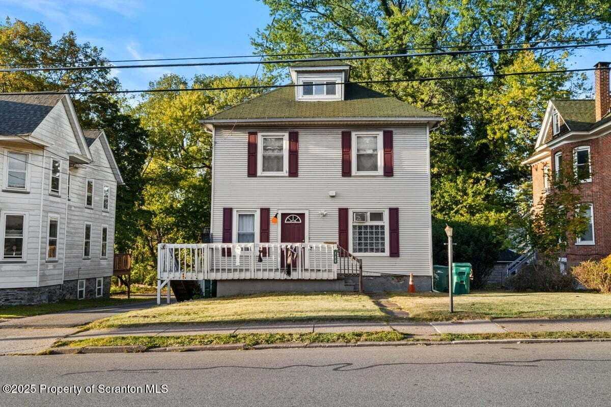 120 Ridgeway St - Photo 5 of 17