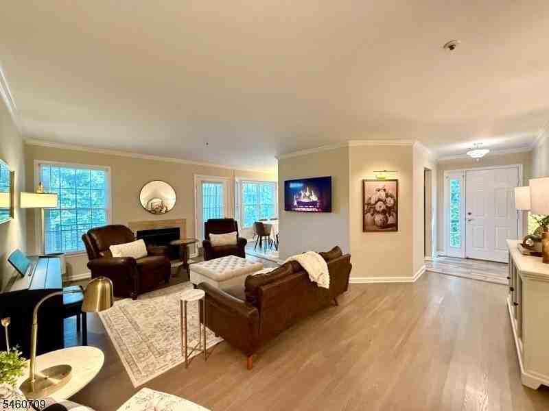 629 Fairfax Dr #629 - Photo 3 of 15