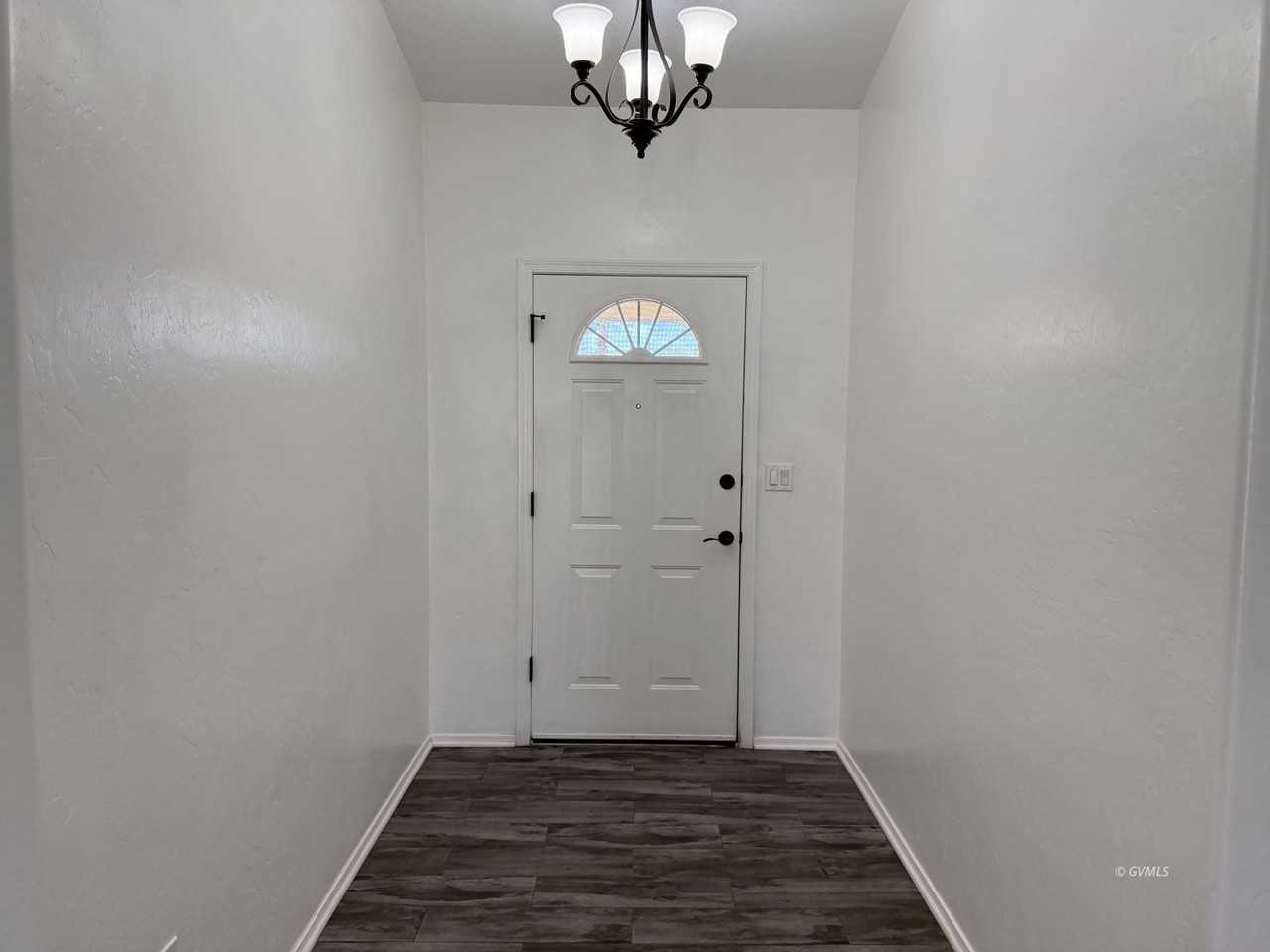 1652 S Roadrunner Ln - Photo 6 of 34
