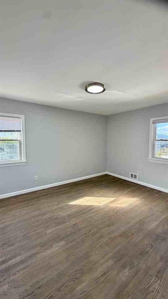 155 W 30th St - Photo 4 of 15