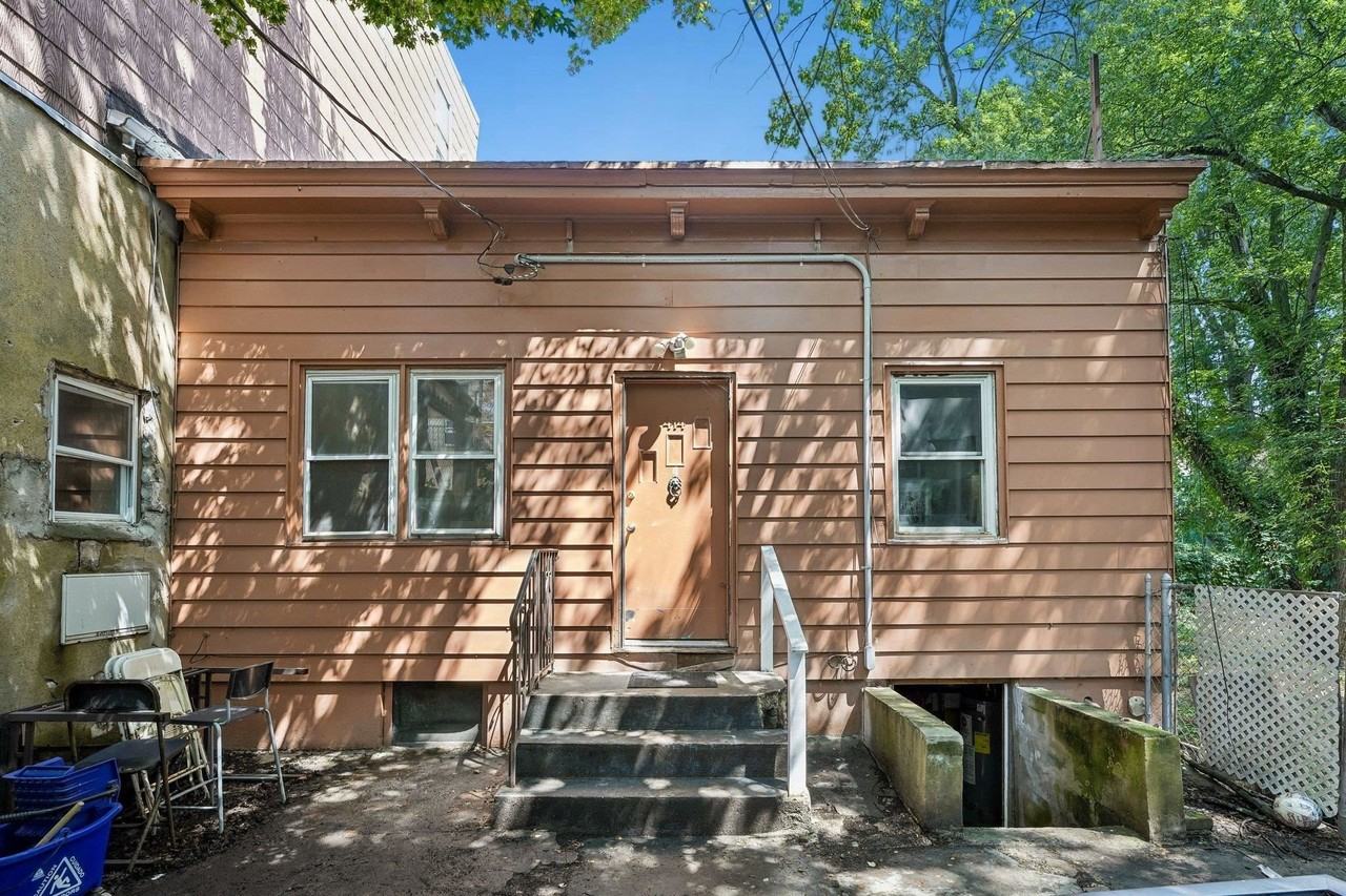 414 Monastery Pl Rear