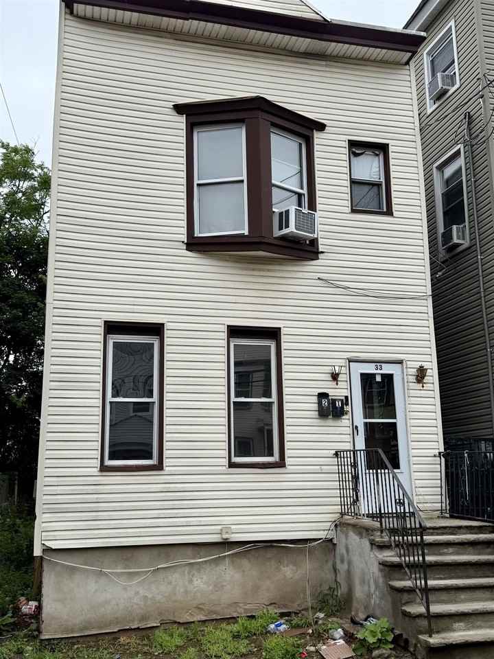 33 Fulton Ave #1