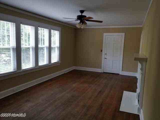 304 S Harding St - Photo 6 of 33
