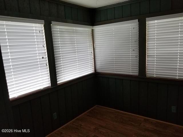 304 S Harding St - Photo 7 of 33
