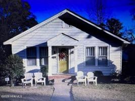featured image of 207 S Library St