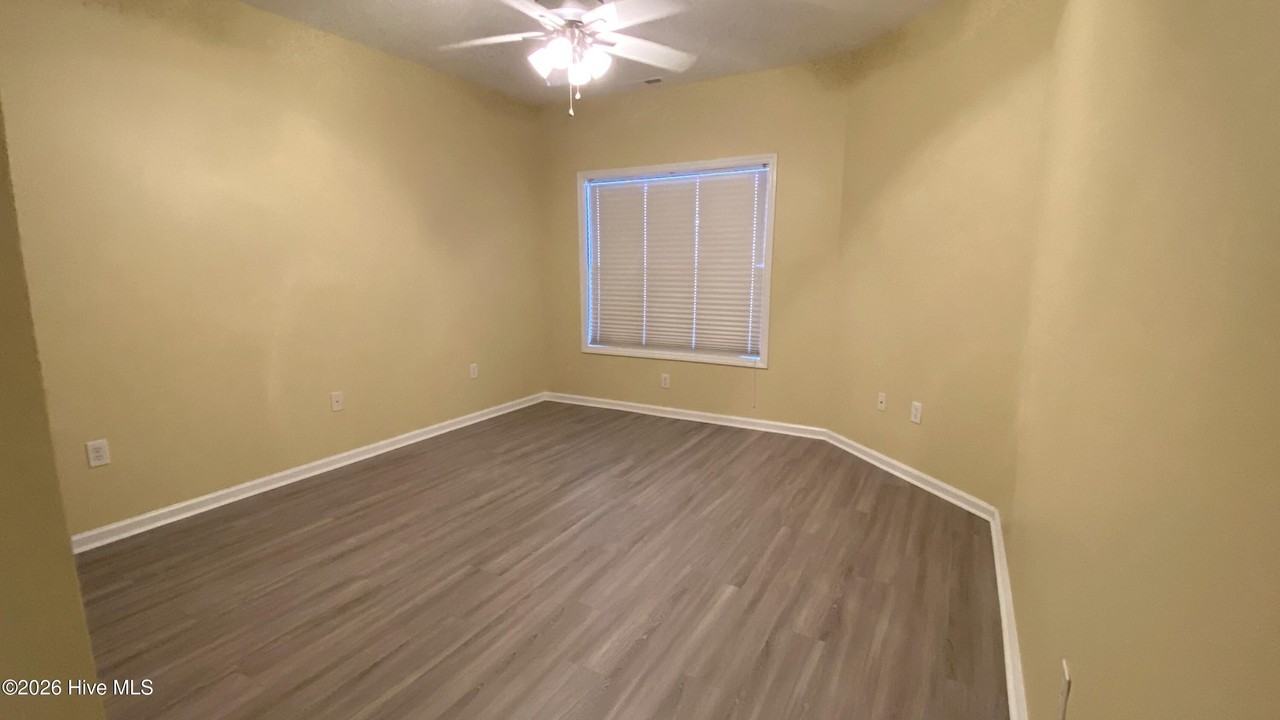 1129 Turtle Creek Rd #D - Photo 6 of 13