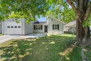 featured image of 3043 Foxhorn Rd