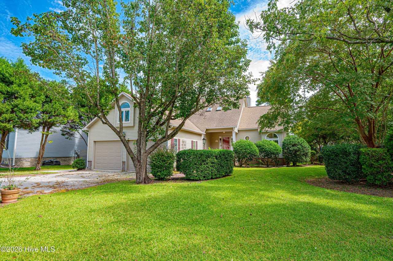 6118 Gondolier Dr - Photo 6 of 31