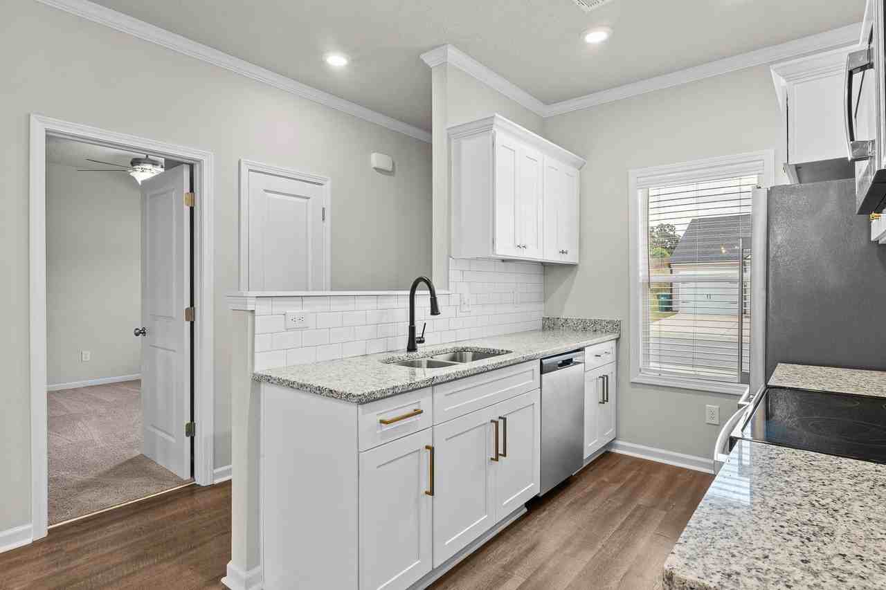 5017 Greer Dr - Photo 5 of 19