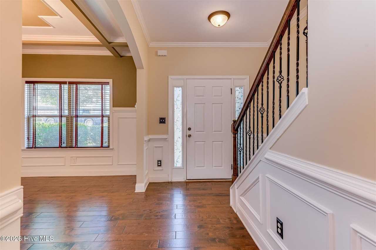 1217 Cypress Trl - Photo 5 of 50