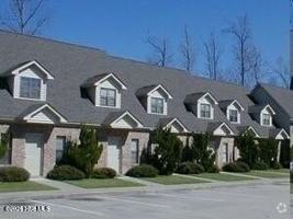 featured image of 905 Allen Rd #D3