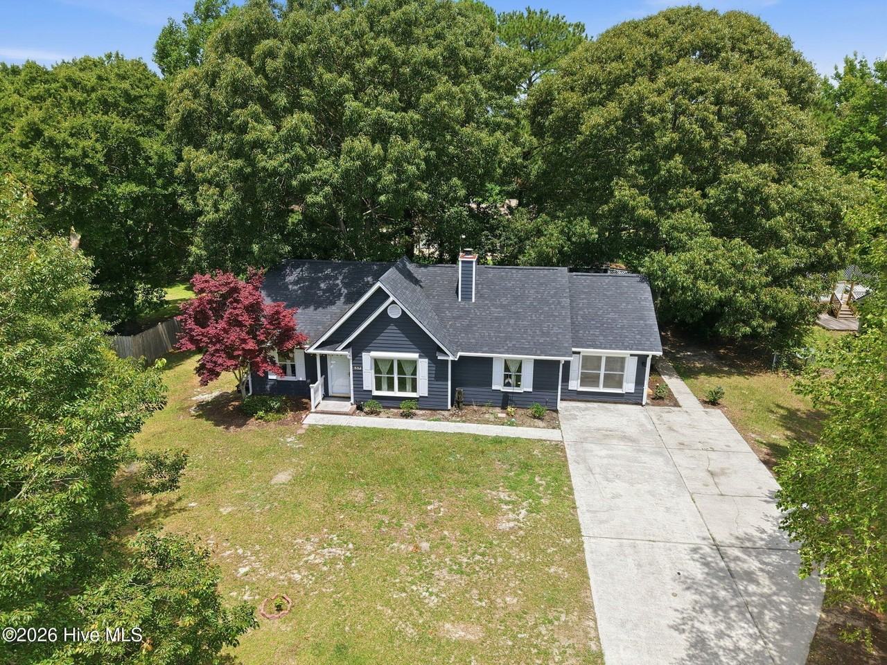 552 Swansboro Loop Rd - Photo 4 of 45