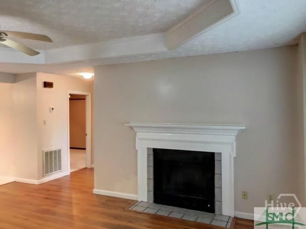 145 Robinson Loop - Photo 3 of 11
