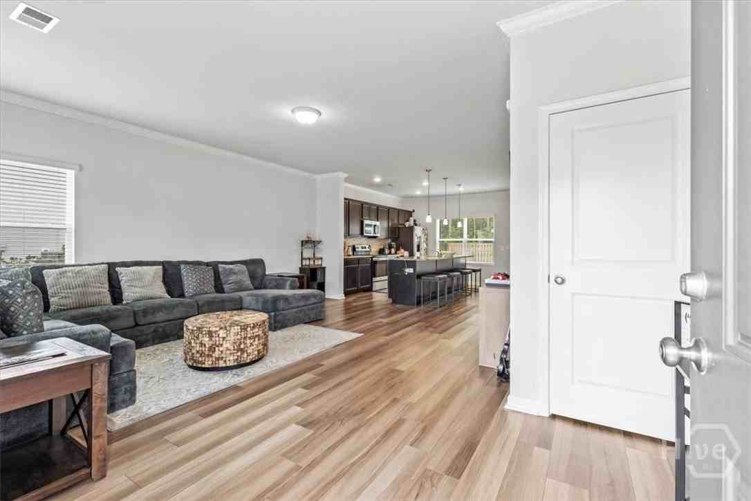 1259 Waybridge Way - Photo 5 of 41