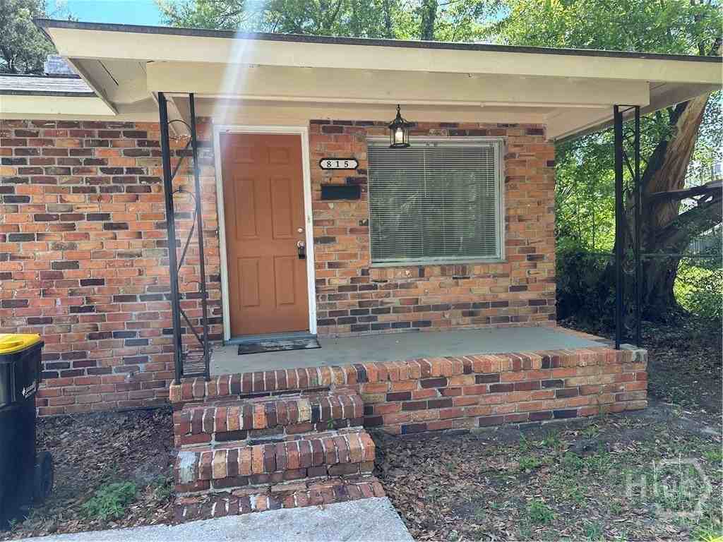 815 E Waldburg St - Photo 3 of 23