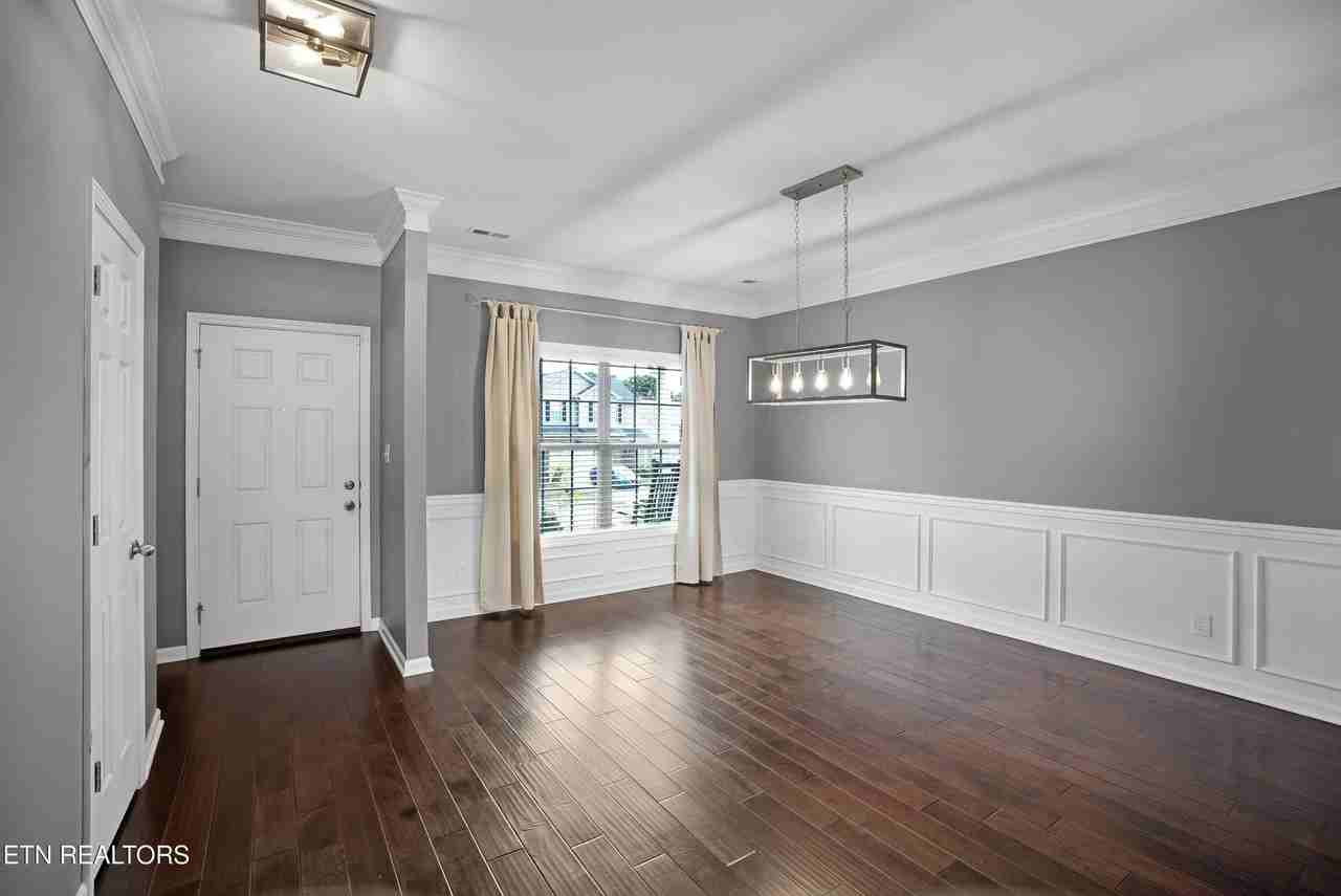 344 Caboose Ln - Photo 4 of 44