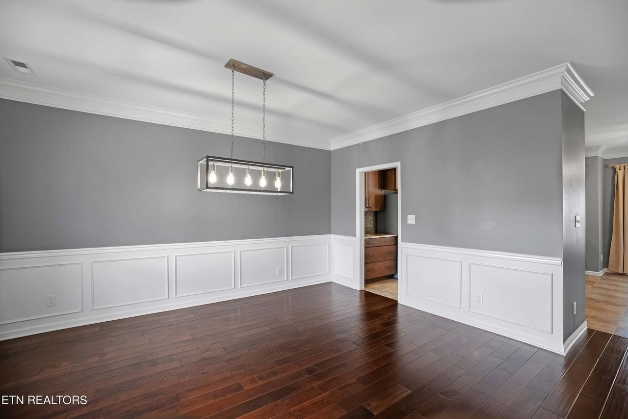344 Caboose Ln - Photo 5 of 44