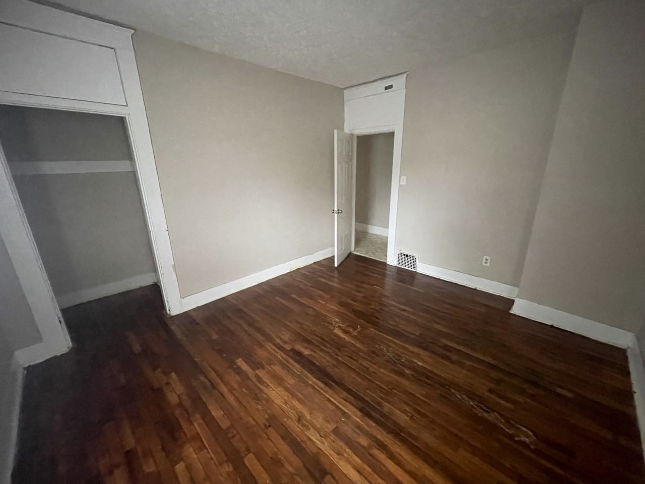 1005 S 8th St #2 - Photo 6 of 6