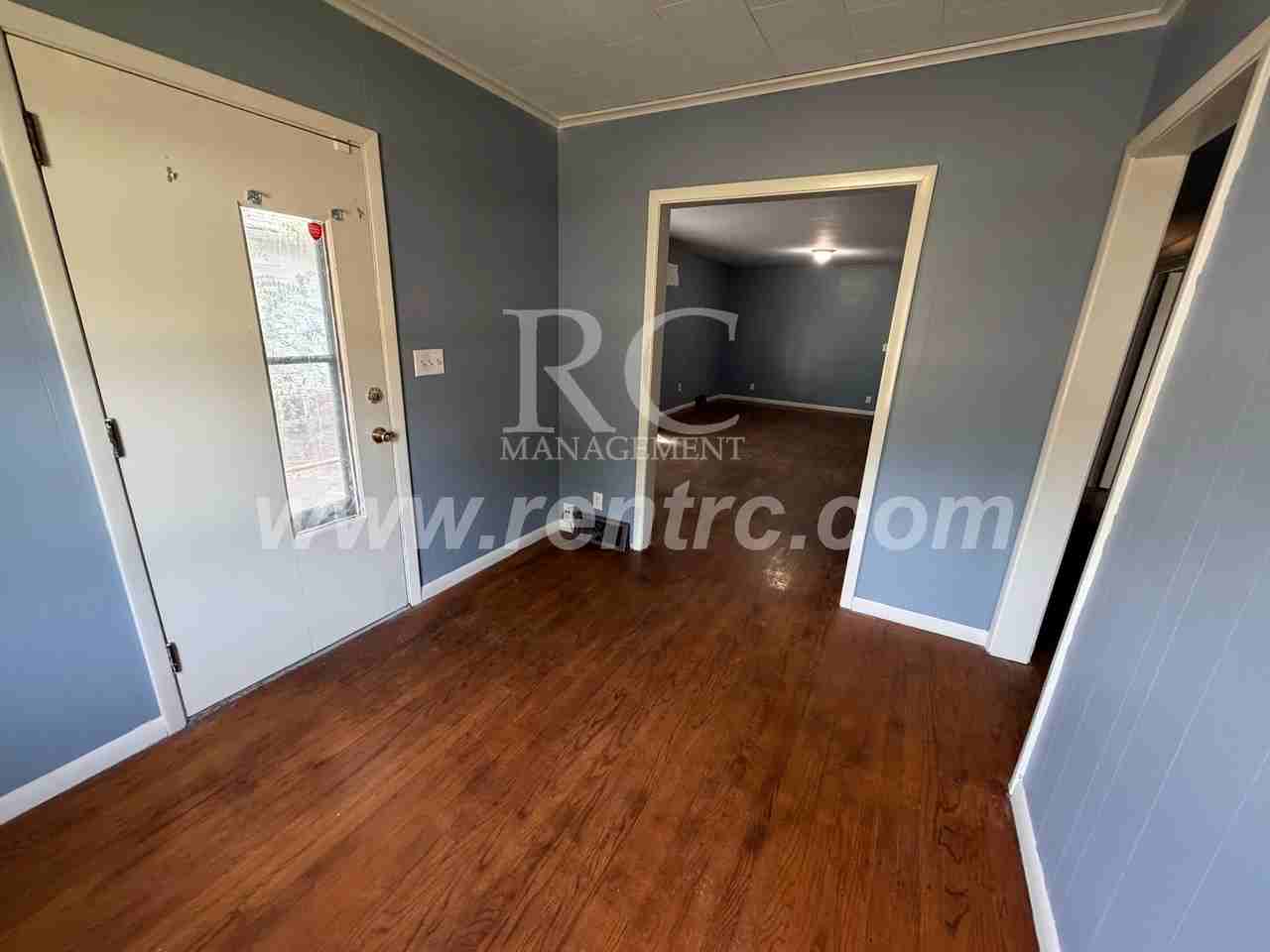 828 Johnson St - Photo 6 of 19