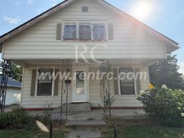 featured image of 403 Florida St