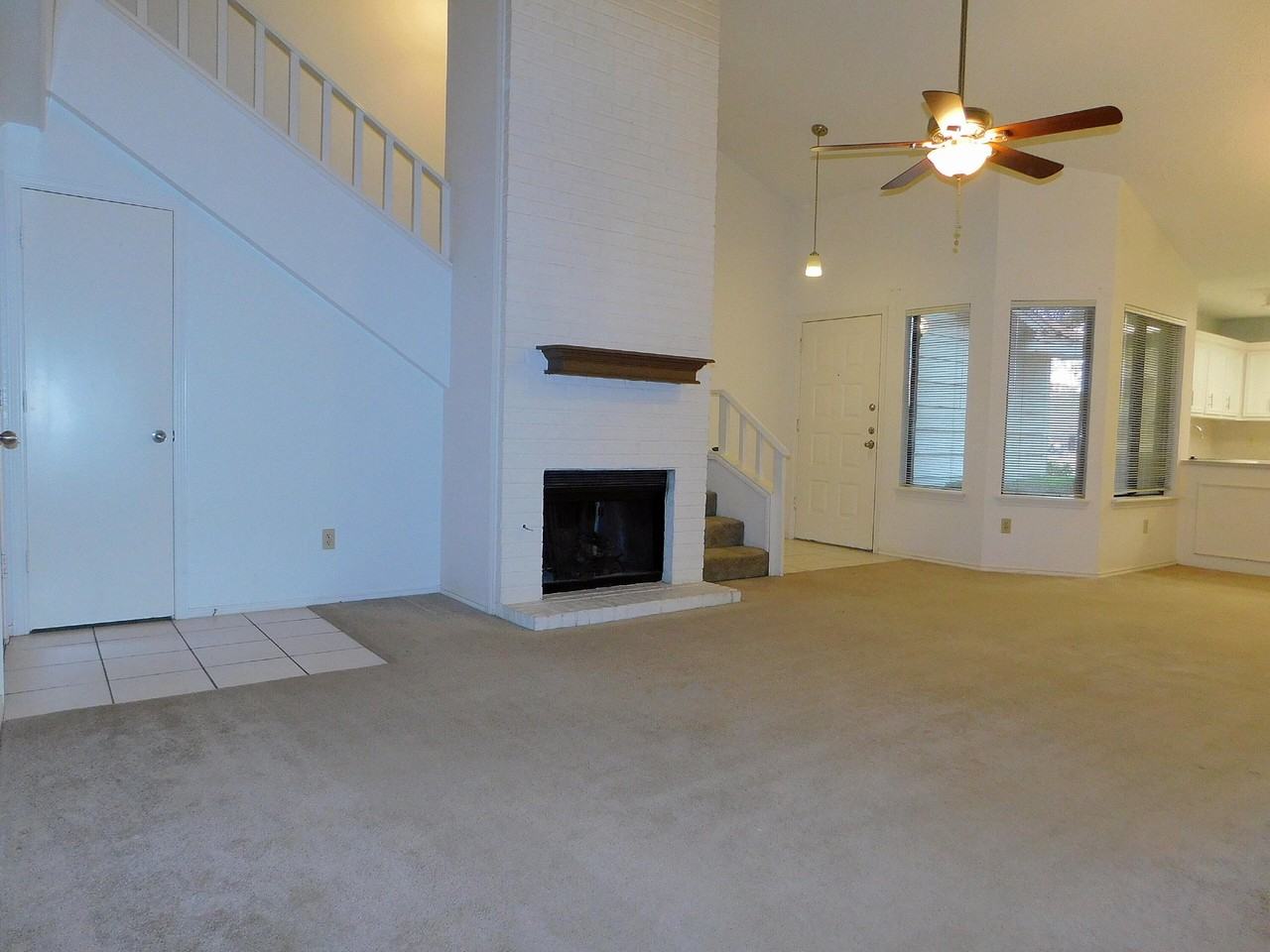 6814 Frankford Ave - Photo 4 of 15