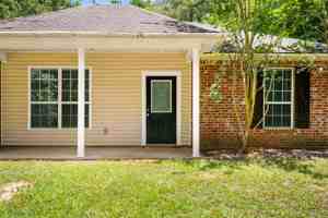 featured image of 134 Darlene Rd