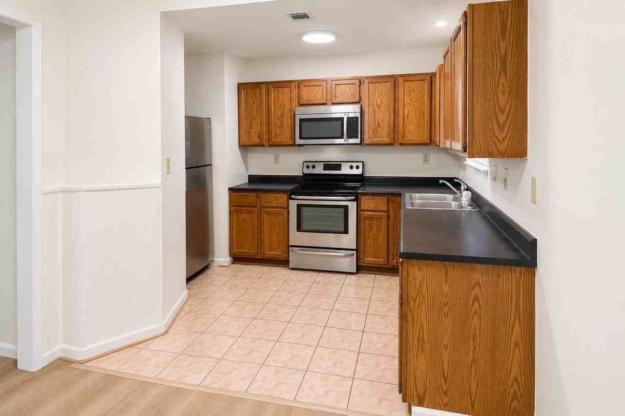 107 Hillside Dr - Photo 5 of 13