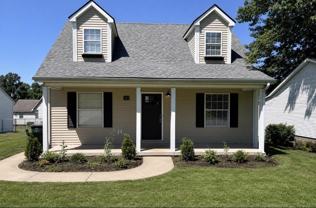 163 Williamsburg Ln - Photo 1 of 1