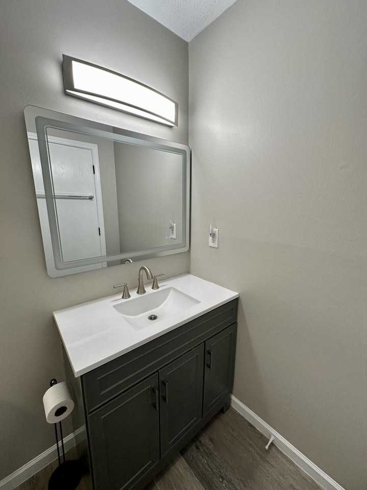 3353 Kenesaw Dr - Photo 5 of 18