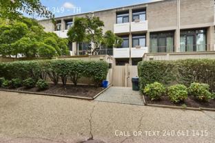 349 N St Sw #TH - Photo 1 of 1