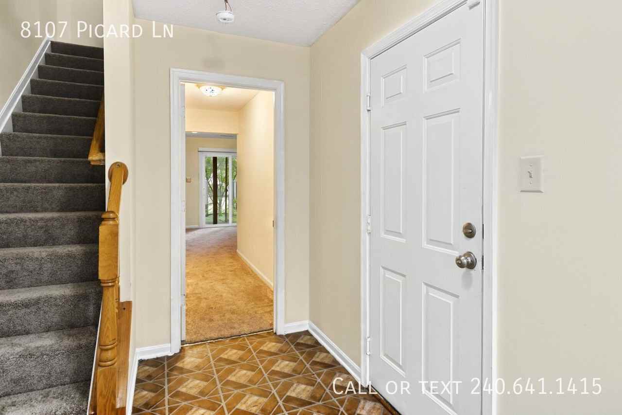 8107 Picard Ln - Photo 5 of 42