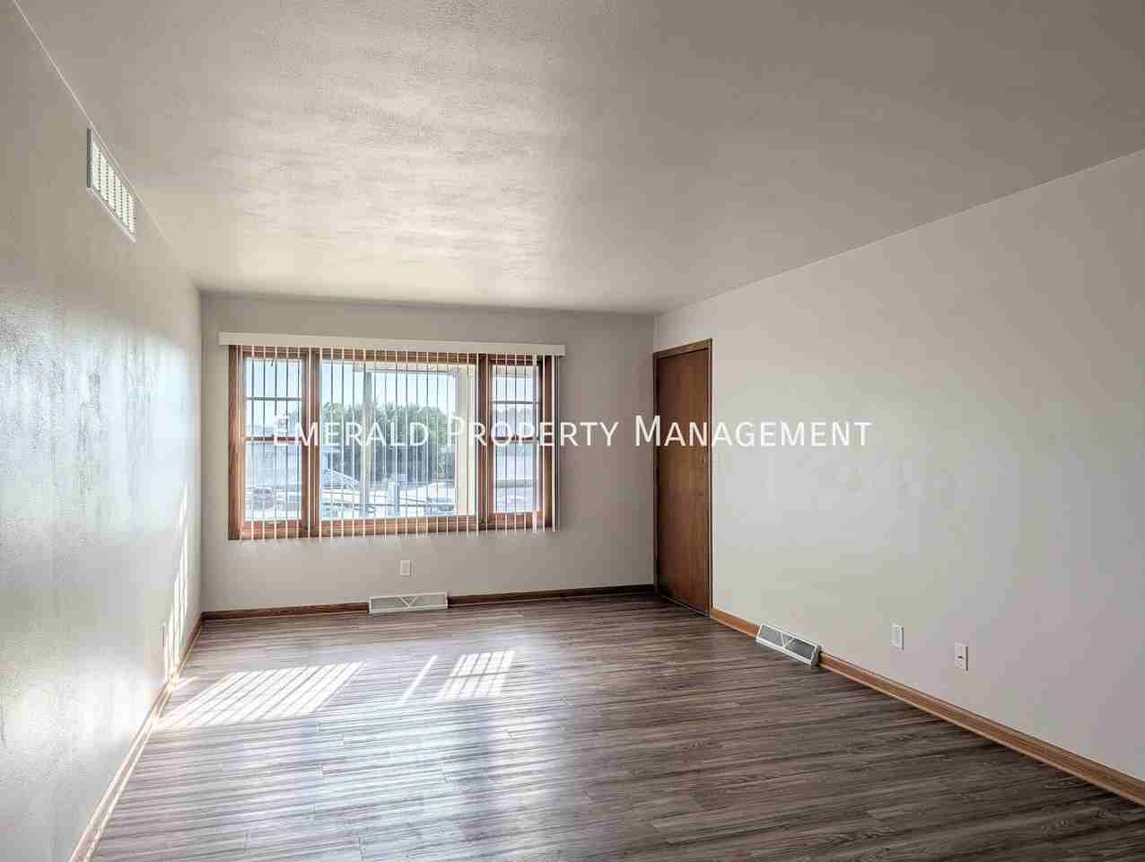 590 N Mulford Rd #3 - Photo 2 of 11