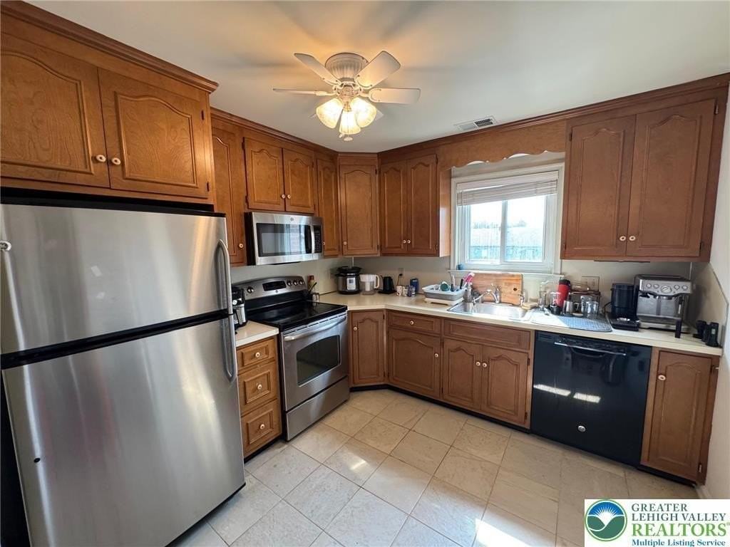 895 Cold Spring Rd #12 - Photo 2 of 13