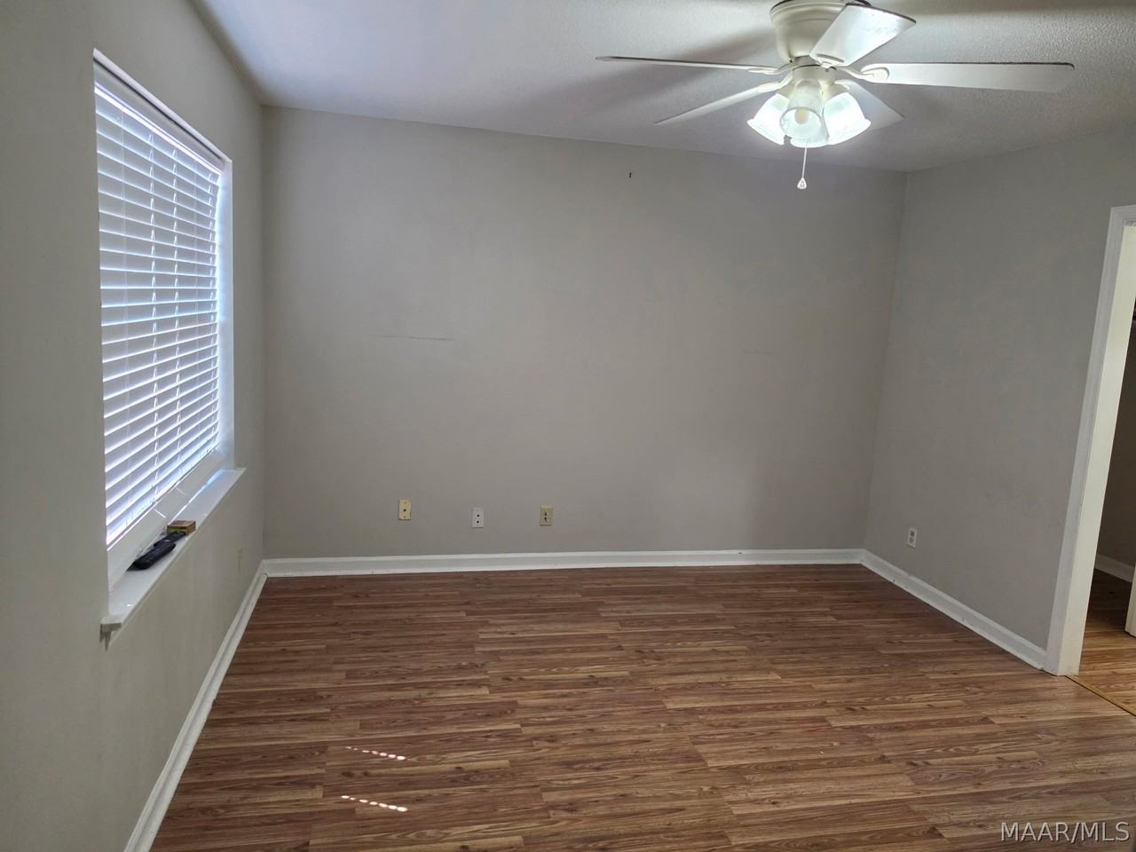 713 Maryethel Dr - Photo 4 of 8