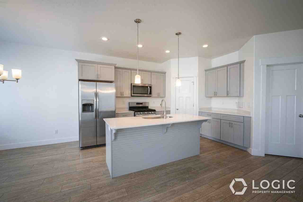 3704 W 2380 N - Photo 7 of 19