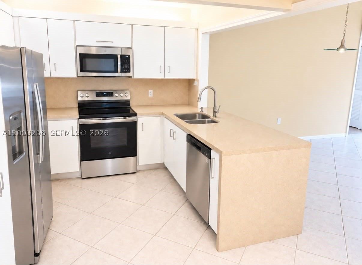 464 Ne 210th Circle Ter #201-10A - Photo 2 of 24