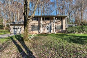 featured image of 5207 Gainsborough Dr