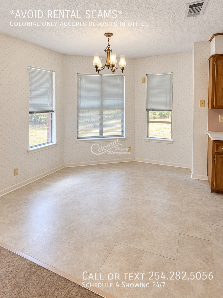 1006 Woodshadows - Photo 6 of 15