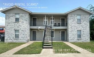 featured image of 1111 Circle M Dr #D