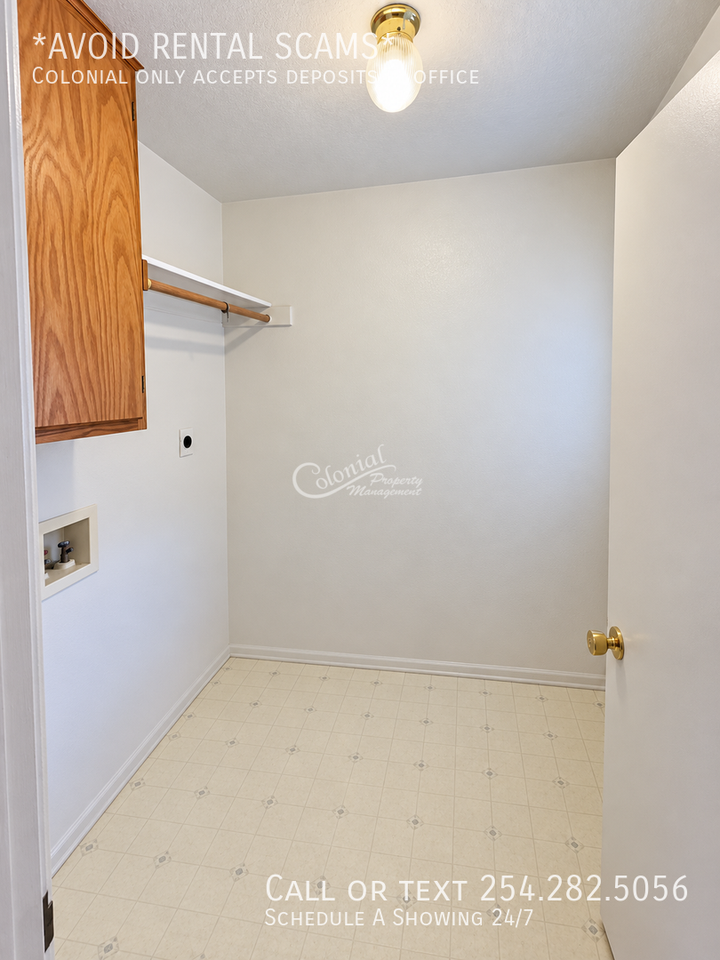 1111 Circle M Dr #D - Photo 4 of 9