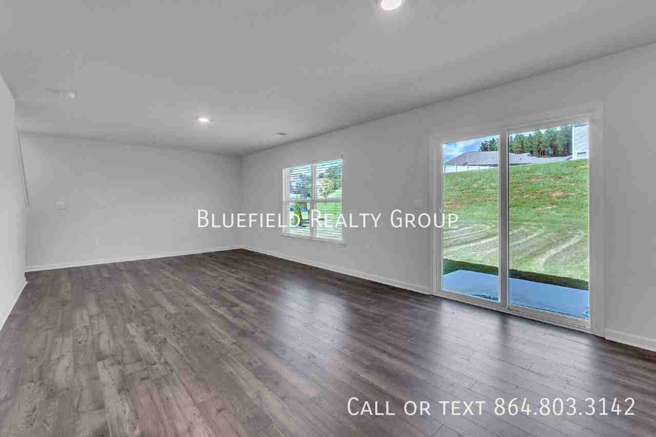 107 Ashwood Way - Photo 6 of 32