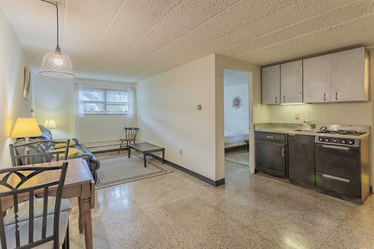 2441 Holmes St #5 - Photo 7 of 26