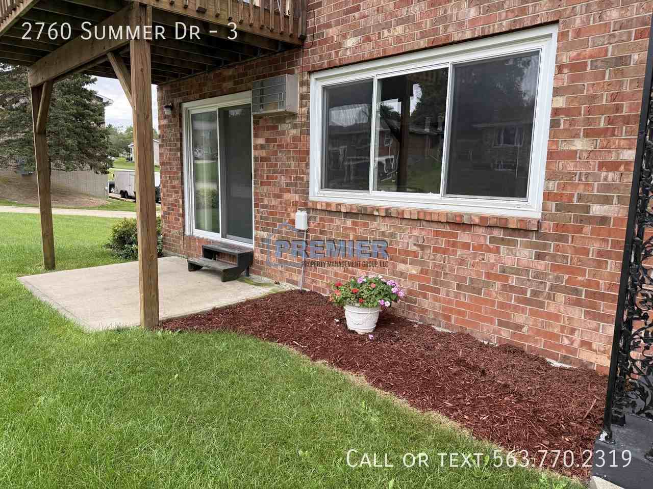 2760 Summer Dr #3 - Photo 2 of 7