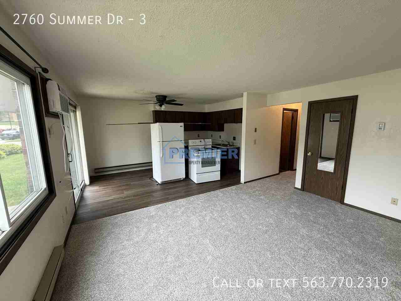 2760 Summer Dr #3 - Photo 4 of 7